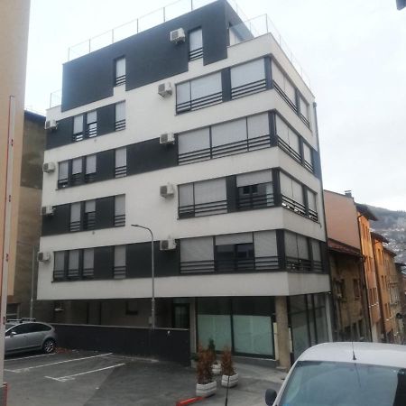 Apartments Leon サラエヴォ エクステリア 写真